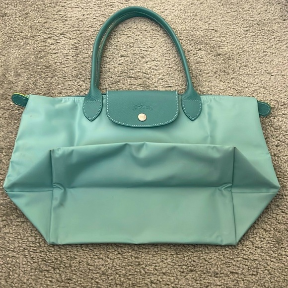 Longchamp Medium Le Pliage Nylon Shoulder Tote - Picture 6 of 12
